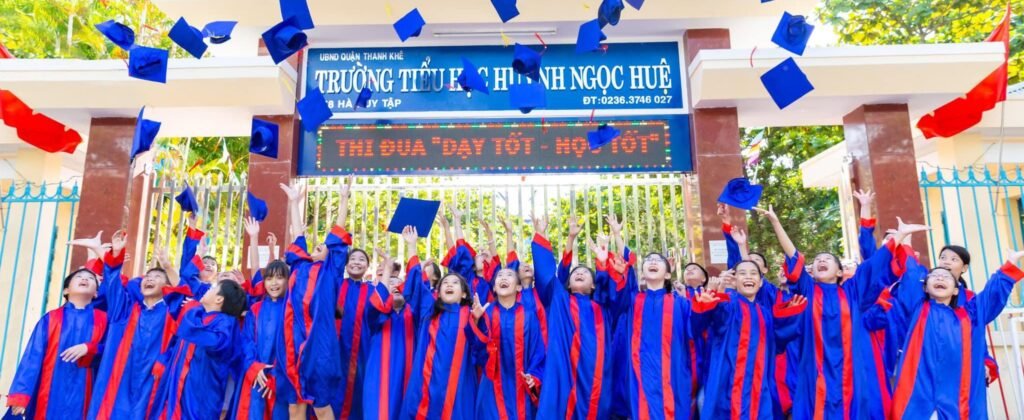 Trường Tiểu học Huỳnh Ngọc Huệ