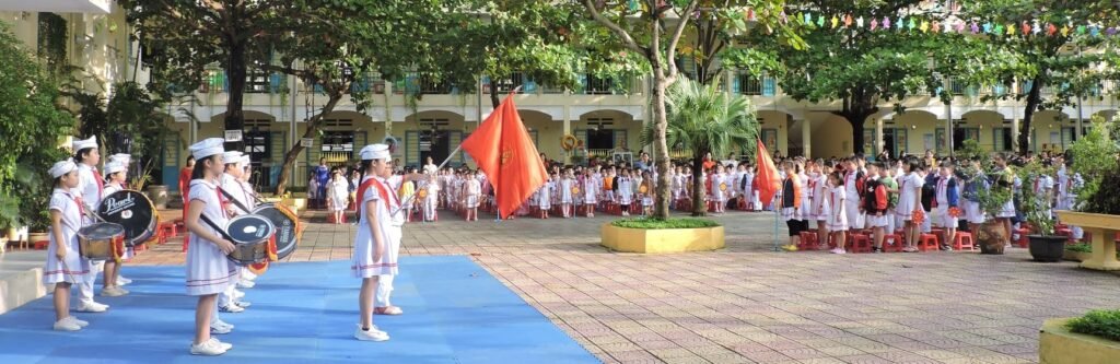 Trường Tiểu học Huỳnh Ngọc Huệ