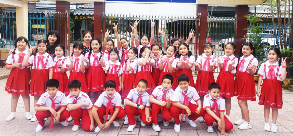 Trường Tiểu học Huỳnh Ngọc Huệ