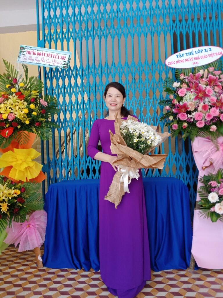 Trường Tiểu học Huỳnh Ngọc Huệ