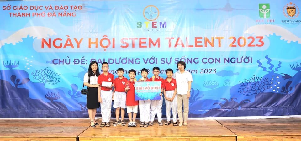 Trường Tiểu học Huỳnh Ngọc Huệ