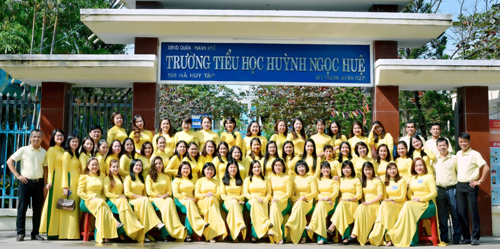 Trường Tiểu học Huỳnh Ngọc Huệ