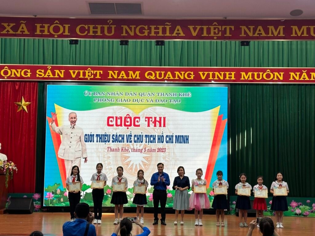 Trường Tiểu học Huỳnh Ngọc Huệ