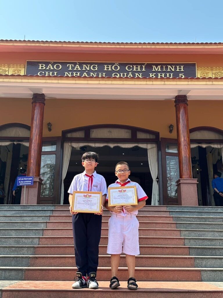 Trường Tiểu học Huỳnh Ngọc Huệ