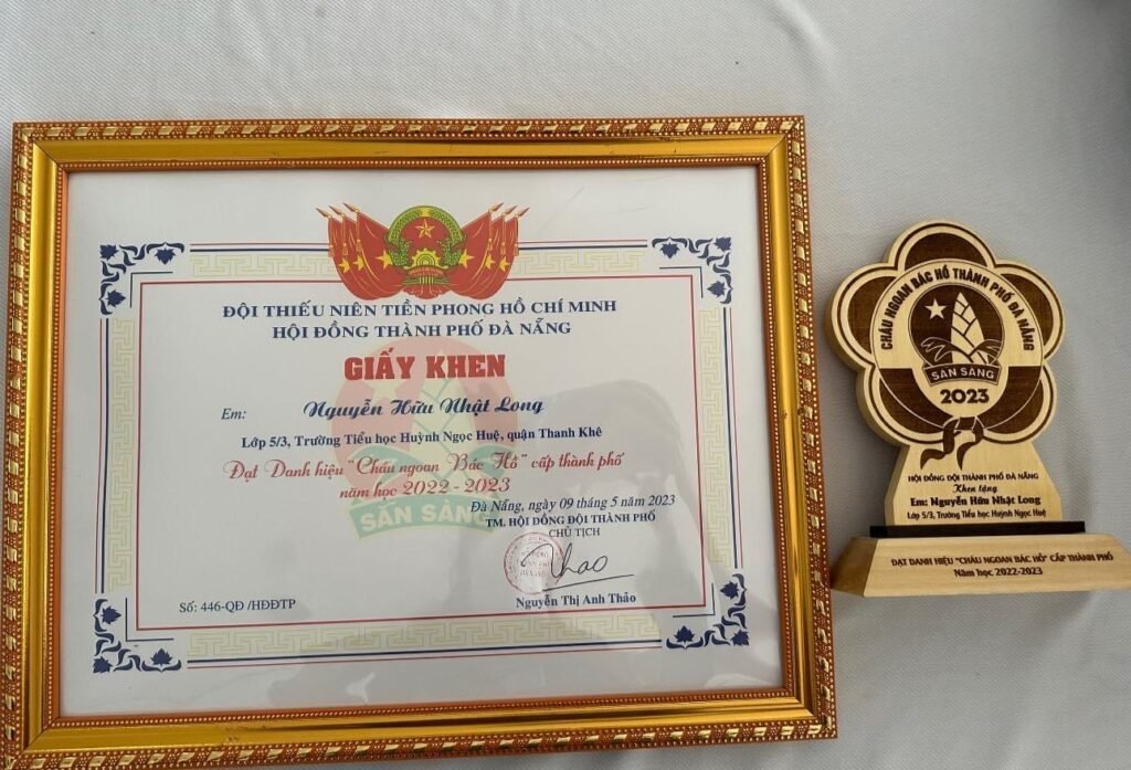 Trường Tiểu học Huỳnh Ngọc Huệ