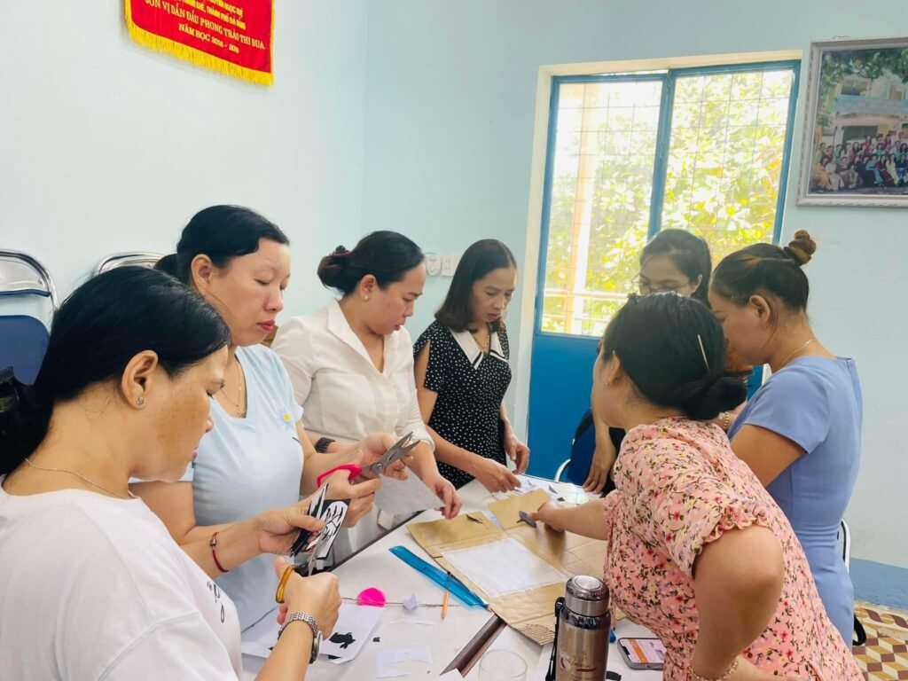 Trường Tiểu học Huỳnh Ngọc Huệ