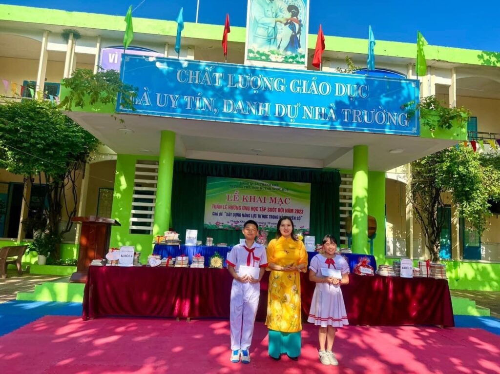 Trường Tiểu học Huỳnh Ngọc Huệ