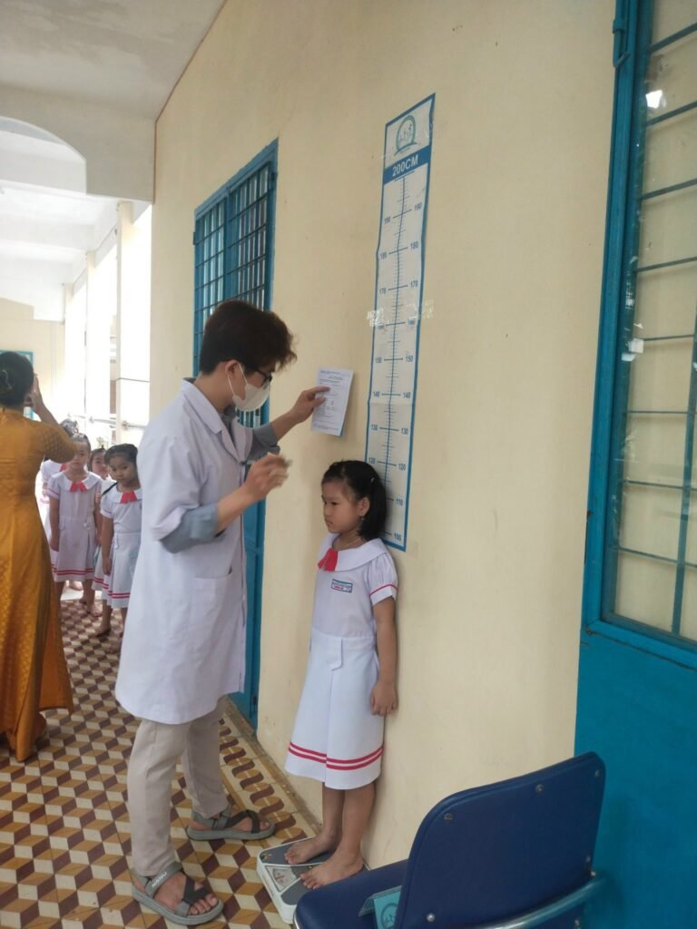 Trường Tiểu học Huỳnh Ngọc Huệ