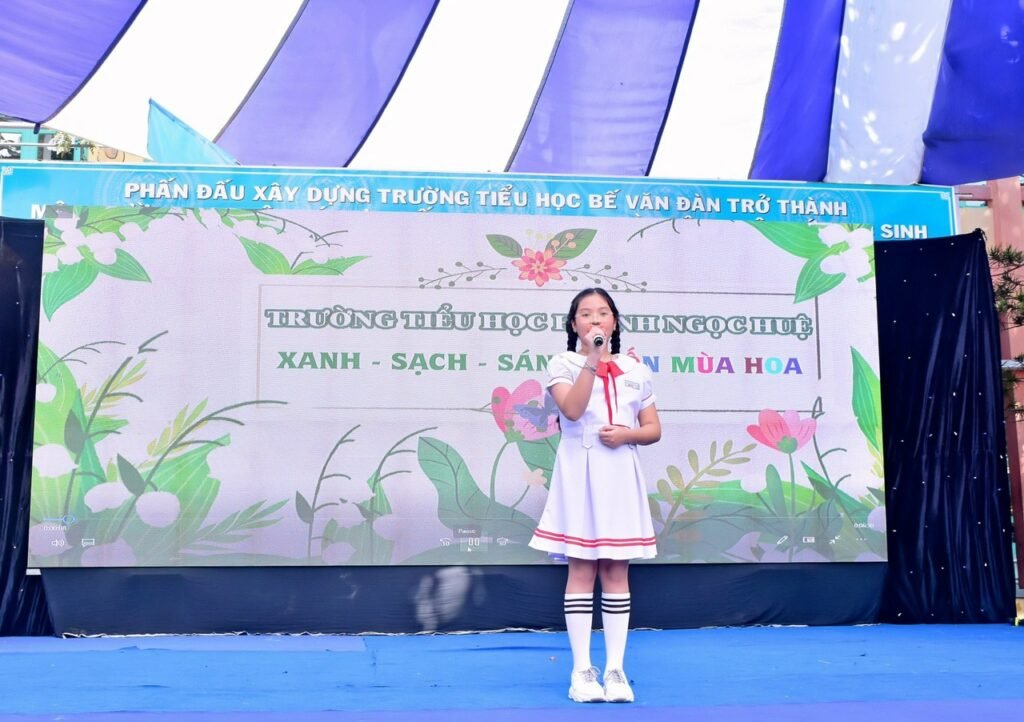 Trường Tiểu học Huỳnh Ngọc Huệ