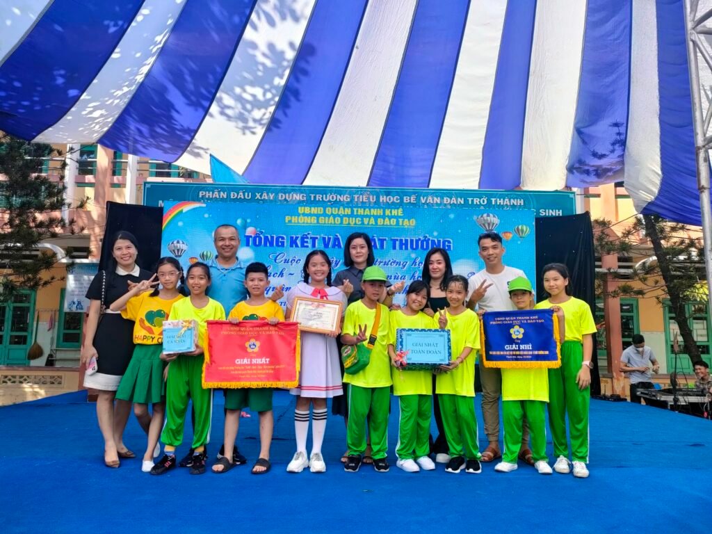 Trường Tiểu học Huỳnh Ngọc Huệ