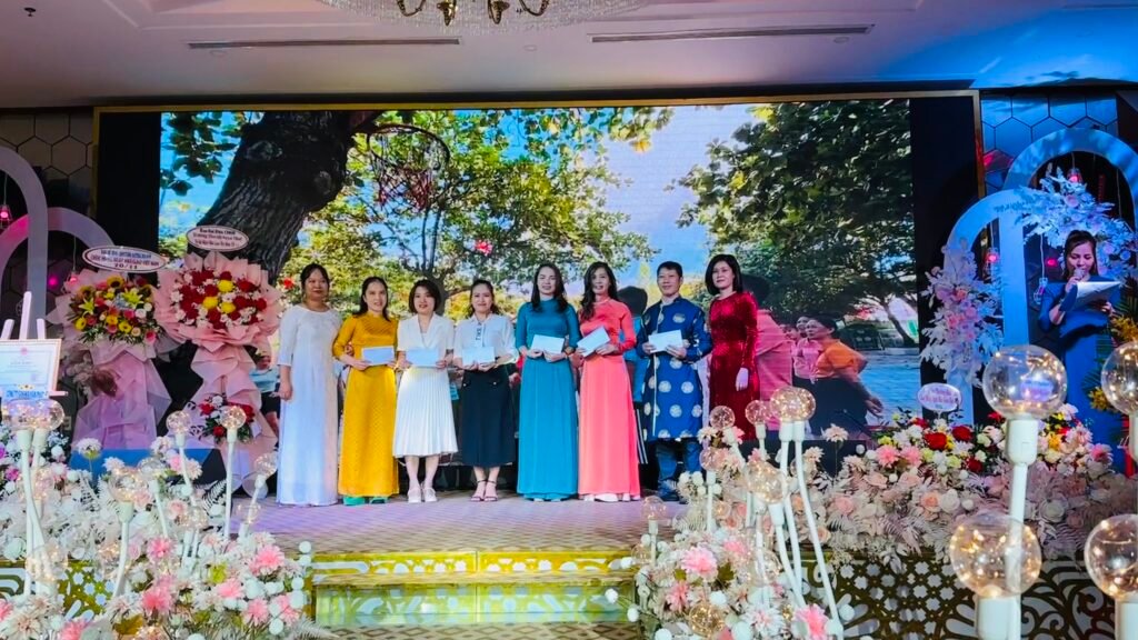 Trường Tiểu học Huỳnh Ngọc Huệ