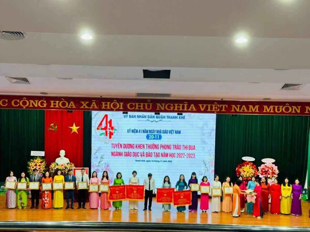 Trường Tiểu học Huỳnh Ngọc Huệ