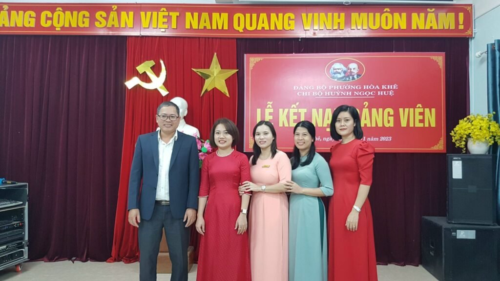 Trường Tiểu học Huỳnh Ngọc Huệ