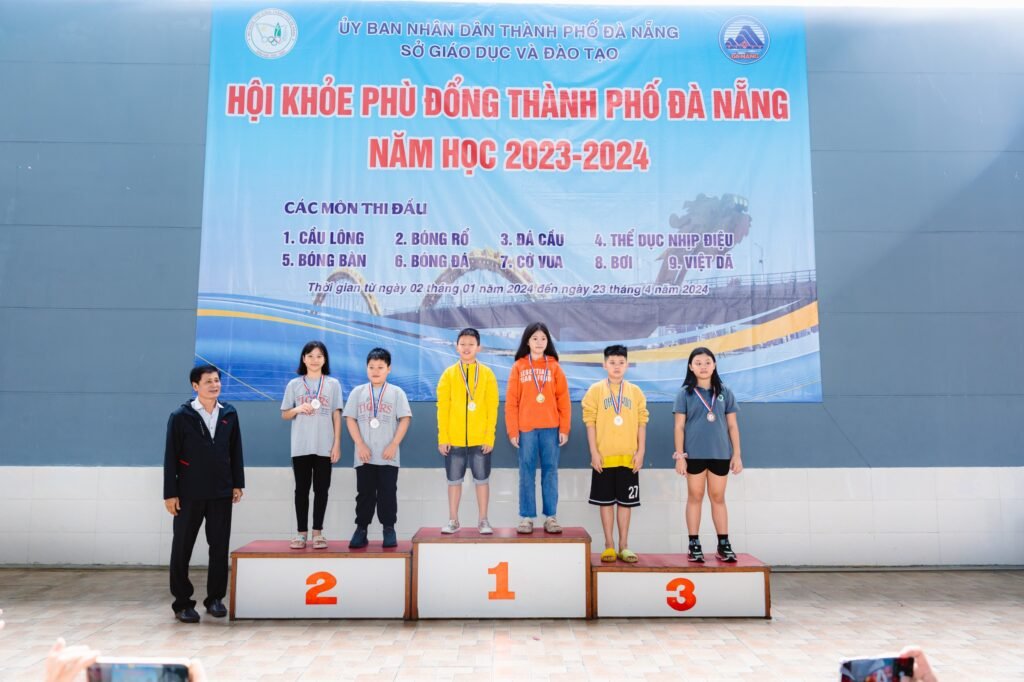 Trường Tiểu học Huỳnh Ngọc Huệ