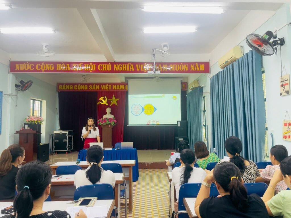 Trường Tiểu học Huỳnh Ngọc Huệ