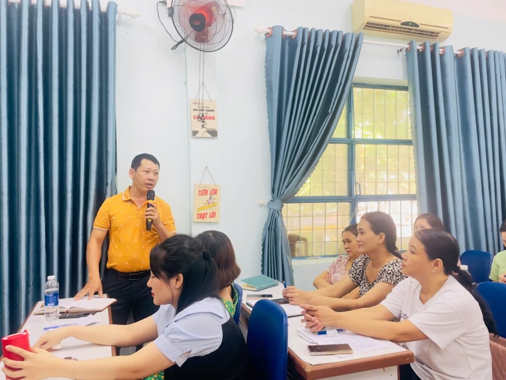 Trường Tiểu học Huỳnh Ngọc Huệ