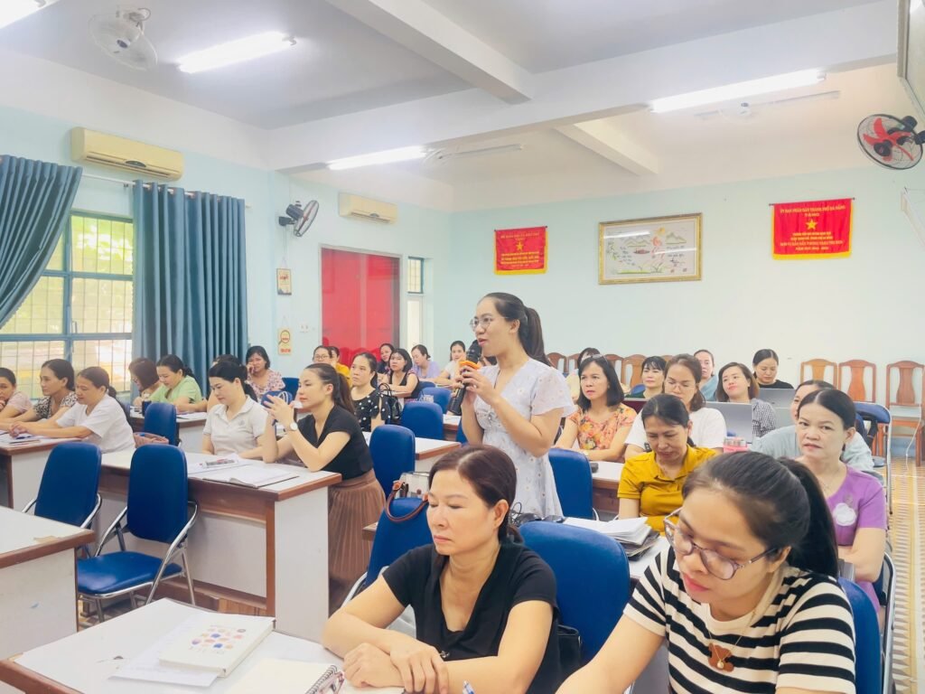 Trường Tiểu học Huỳnh Ngọc Huệ