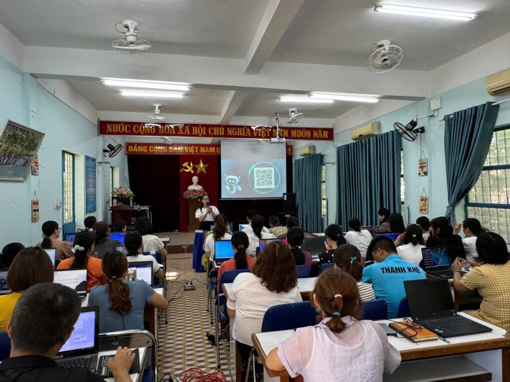 Trường Tiểu học Huỳnh Ngọc Huệ