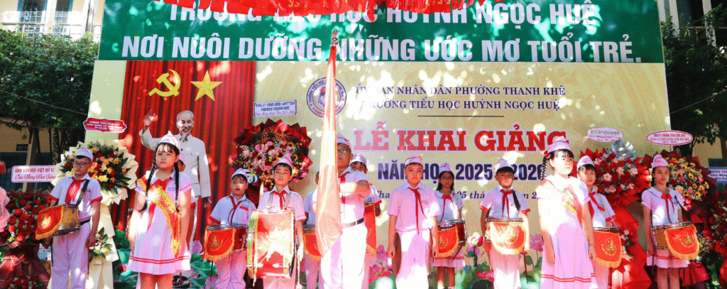 Trường Tiểu học Huỳnh Ngọc Huệ