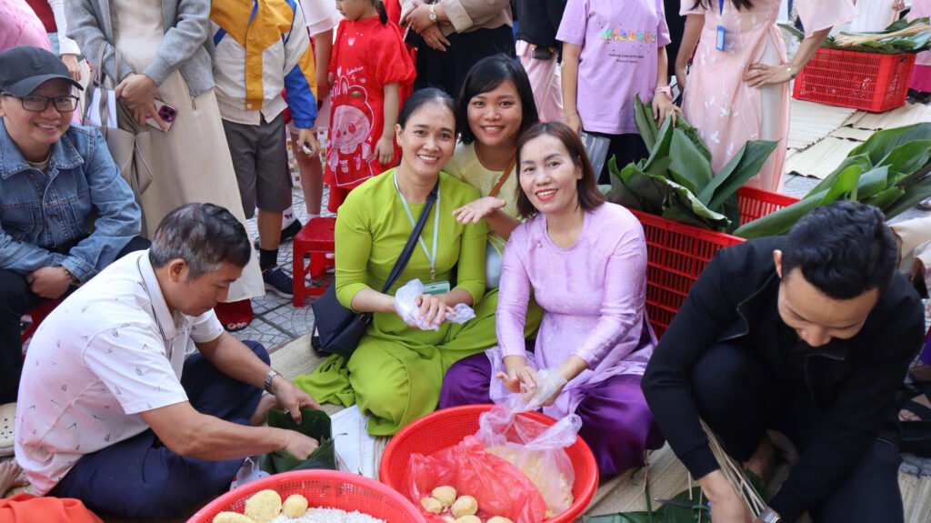 Trường Tiểu học Huỳnh Ngọc Huệ