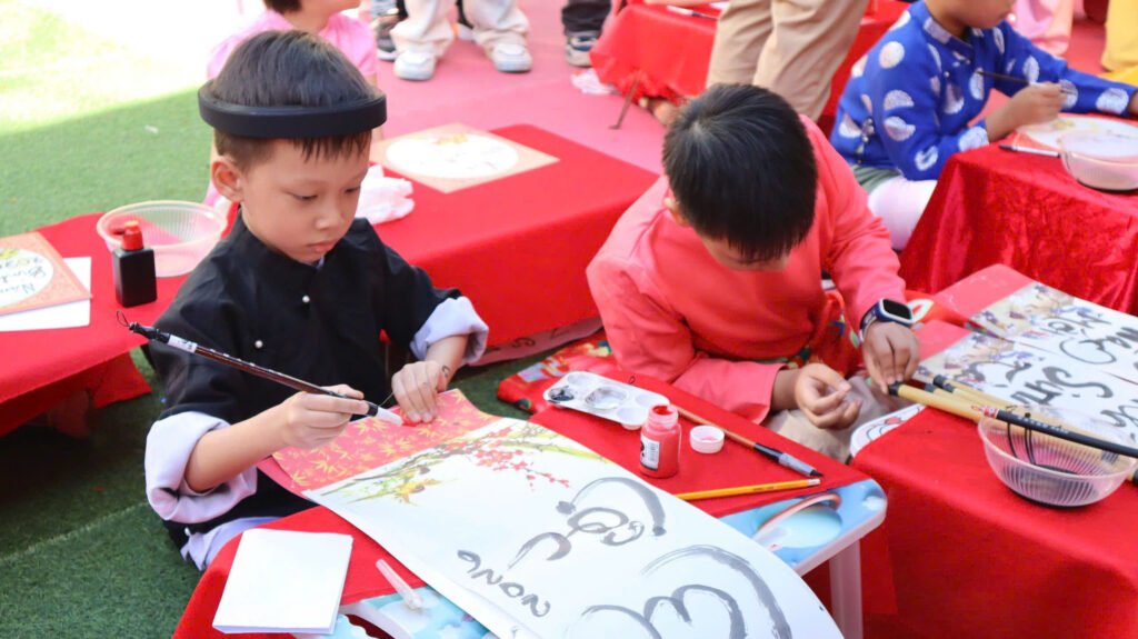 Trường Tiểu học Huỳnh Ngọc Huệ